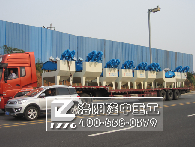 細(xì)砂回收裝置發(fā)往顧客現(xiàn)場 細(xì)砂回收裝置發(fā)往顧客現(xiàn)場